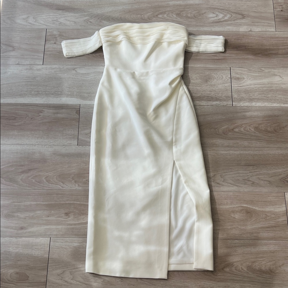 Likely Midi Paz Elegant Off-Shoulder White Dress